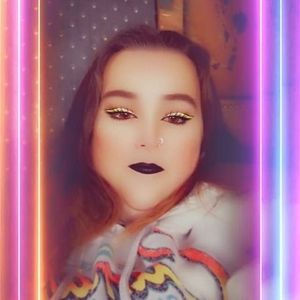 Meet your Posher, Pamela